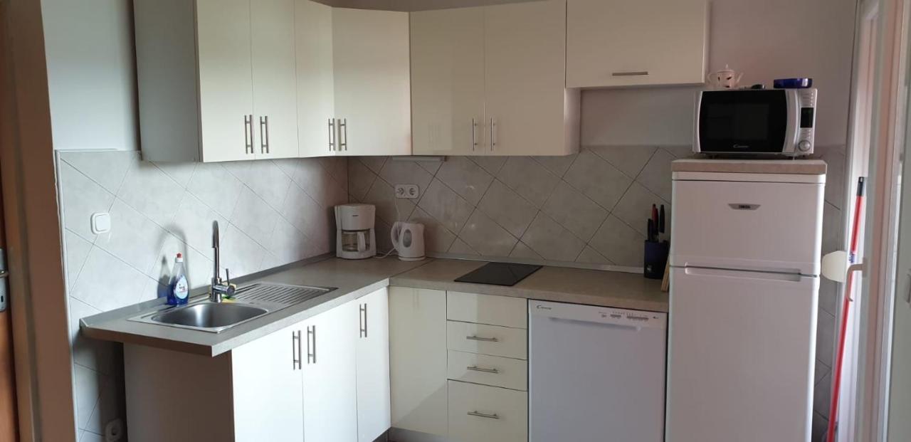 Apartments Zala Matusan Supetarska Draga Εξωτερικό φωτογραφία