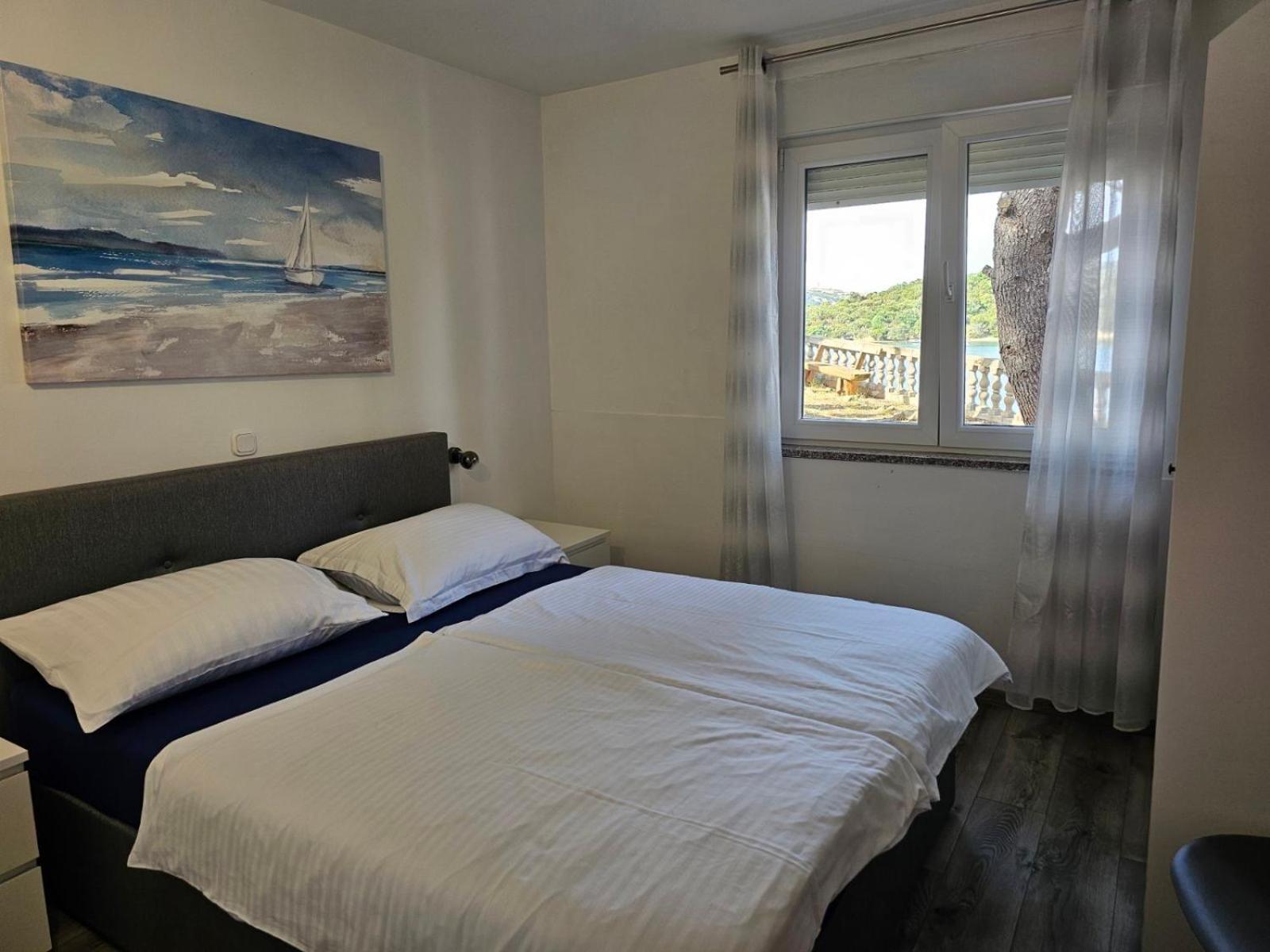 Apartments Zala Matusan Supetarska Draga Εξωτερικό φωτογραφία