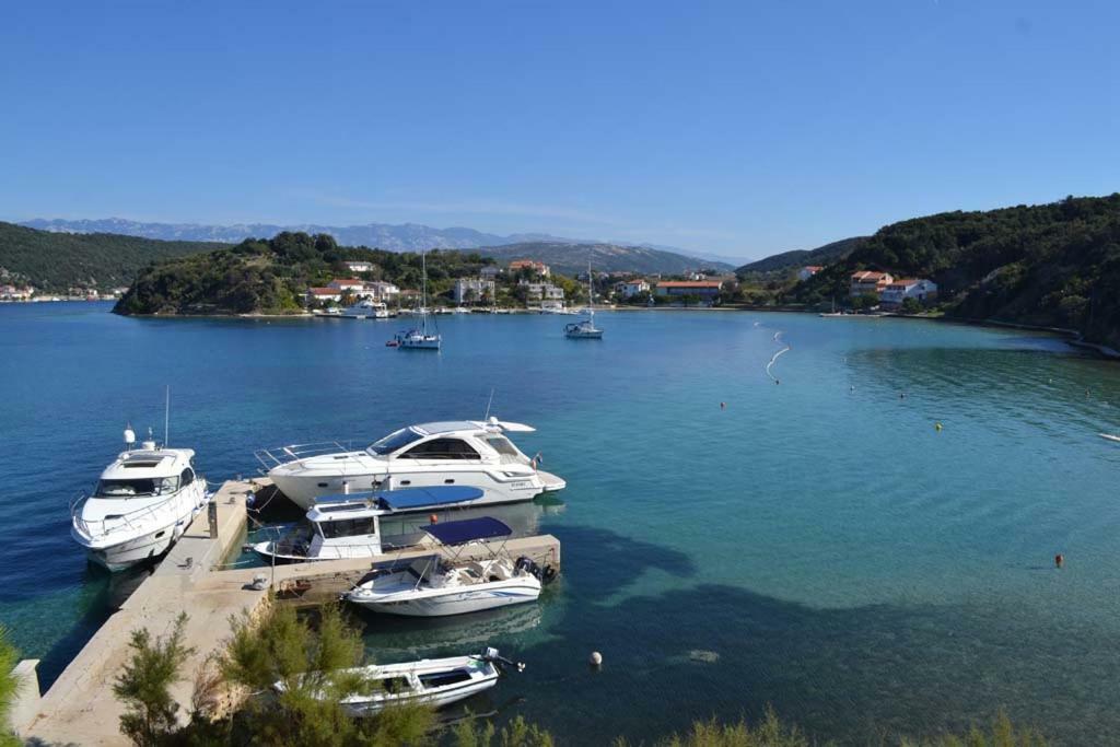 Apartments Zala Matusan Supetarska Draga Εξωτερικό φωτογραφία