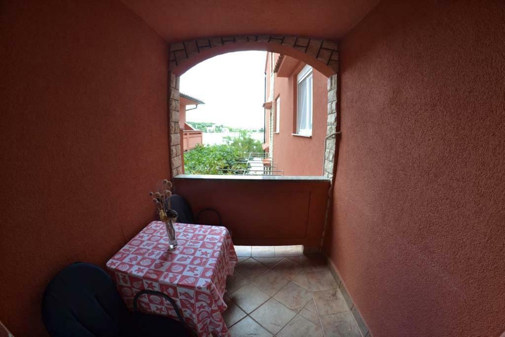 Apartments Zala Matusan Supetarska Draga Εξωτερικό φωτογραφία