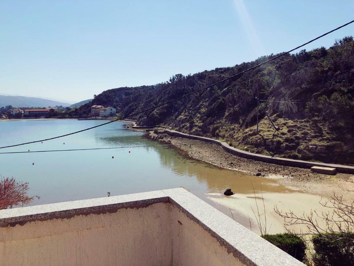 Apartments Zala Matusan Supetarska Draga Εξωτερικό φωτογραφία